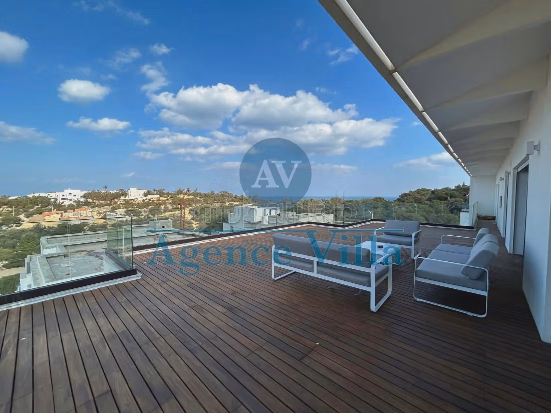 In affitto attico S3 con vista mare a Gammarth