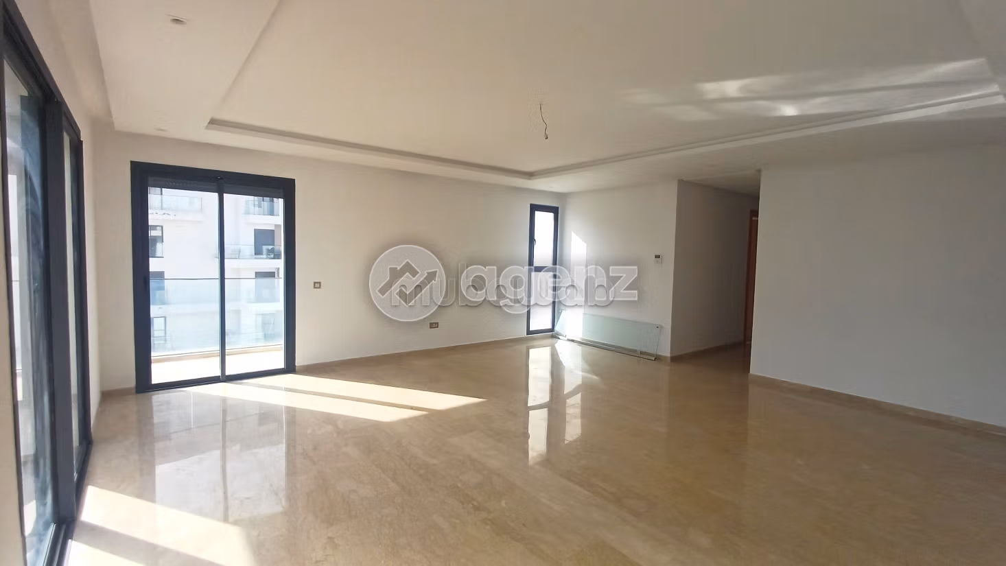 Appartamento in affitto di 143 m², 3 camere Hay Al Rajaa Fillah Rabat