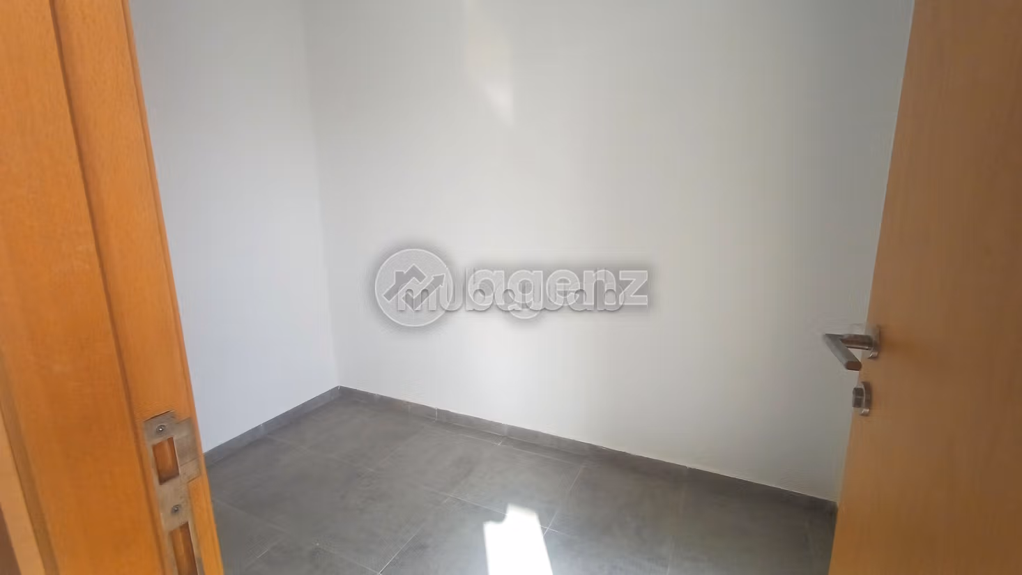 Appartamento in affitto di 143 m², 3 camere Hay Al Rajaa Fillah Rabat