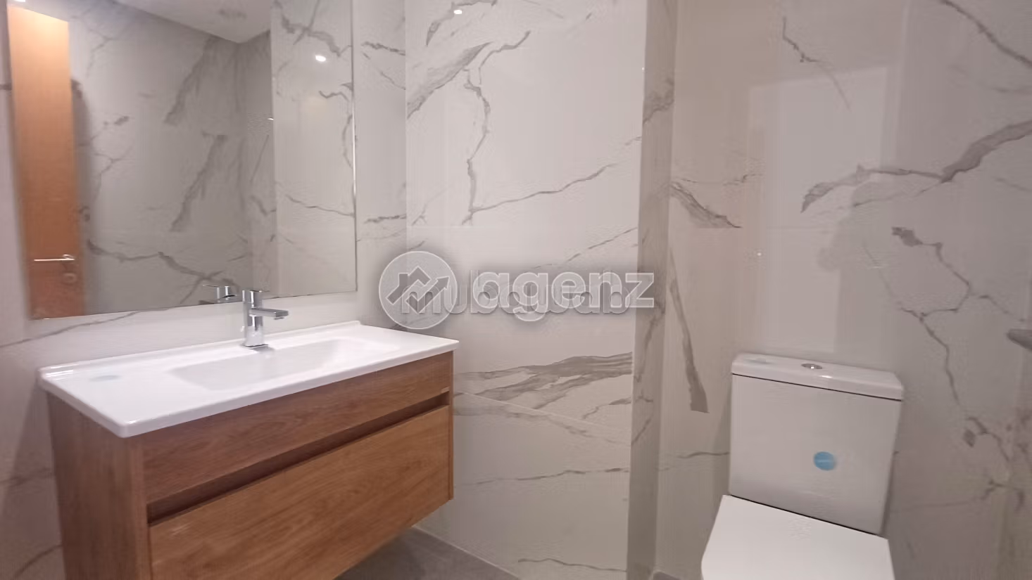Appartamento in affitto di 143 m², 3 camere Hay Al Rajaa Fillah Rabat