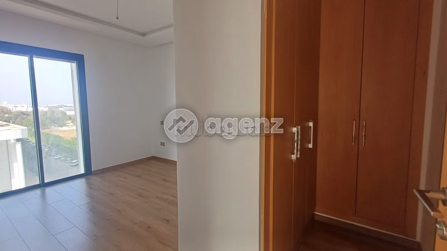 Appartamento in affitto di 143 m², 3 camere Hay Al Rajaa Fillah Rabat