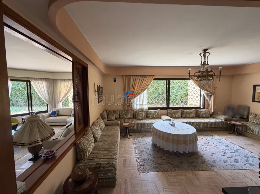 Villa en venta en Bir Qacem Souissi Rabat