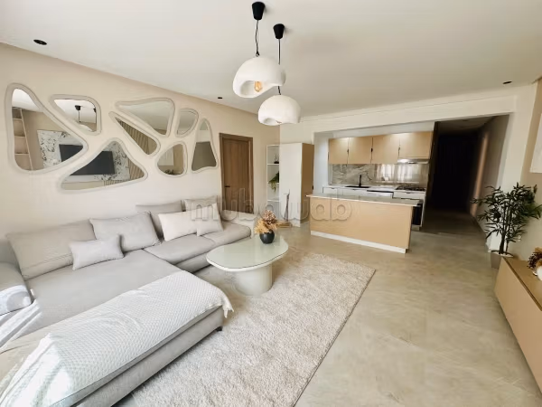 Guéliz appt rénové 2 suites avec vue dégagée