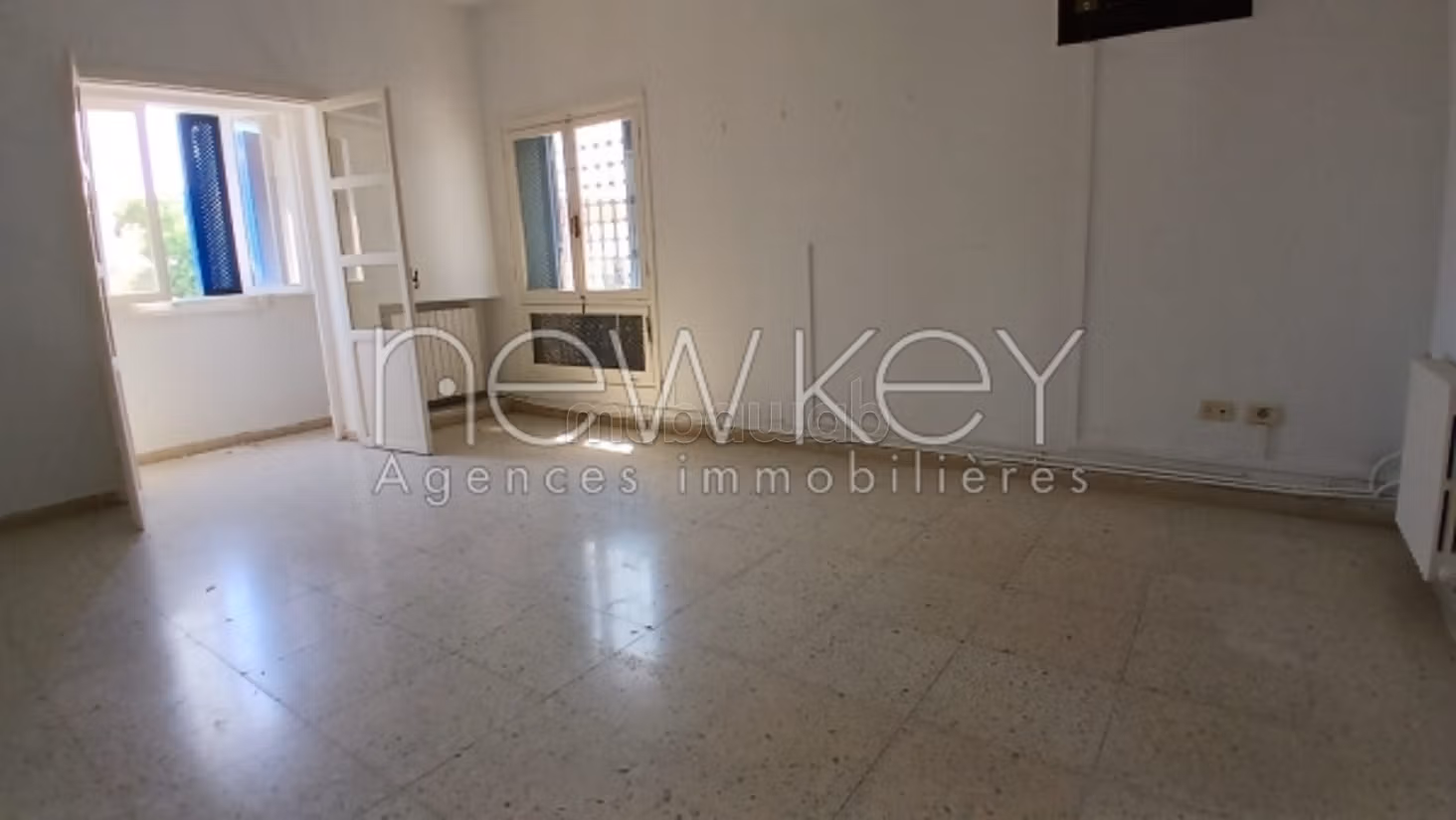 A louer un duplex en s5 à la Marsa Plage