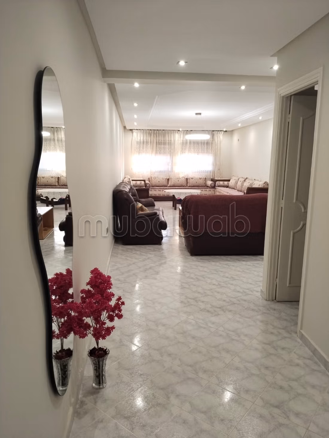 Appartement meublé 3 chambres à louer – Avenue Moulay Youssef, Centre Ville — 3
