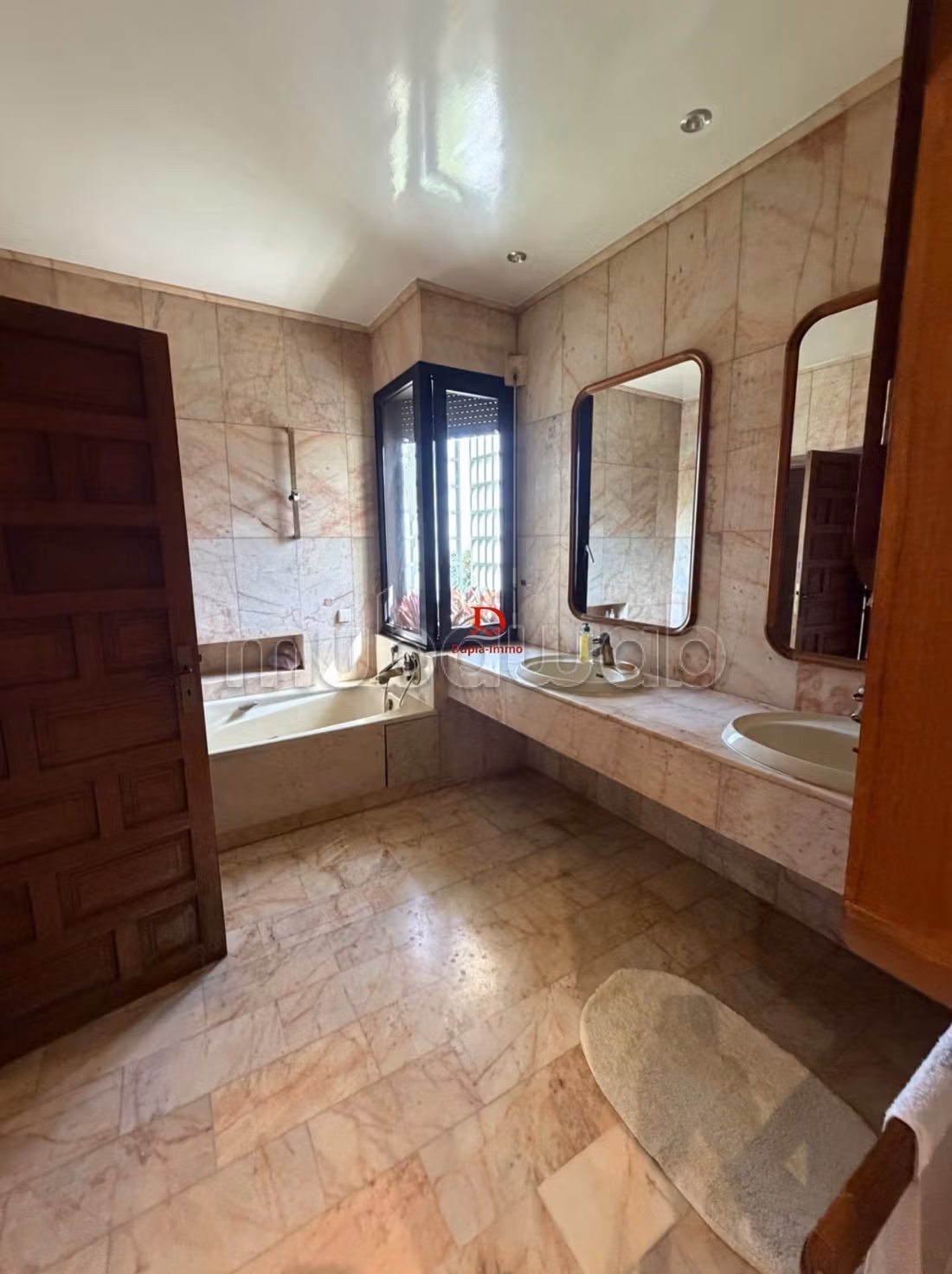 Villa en venta en Bir Qacem Souissi Rabat