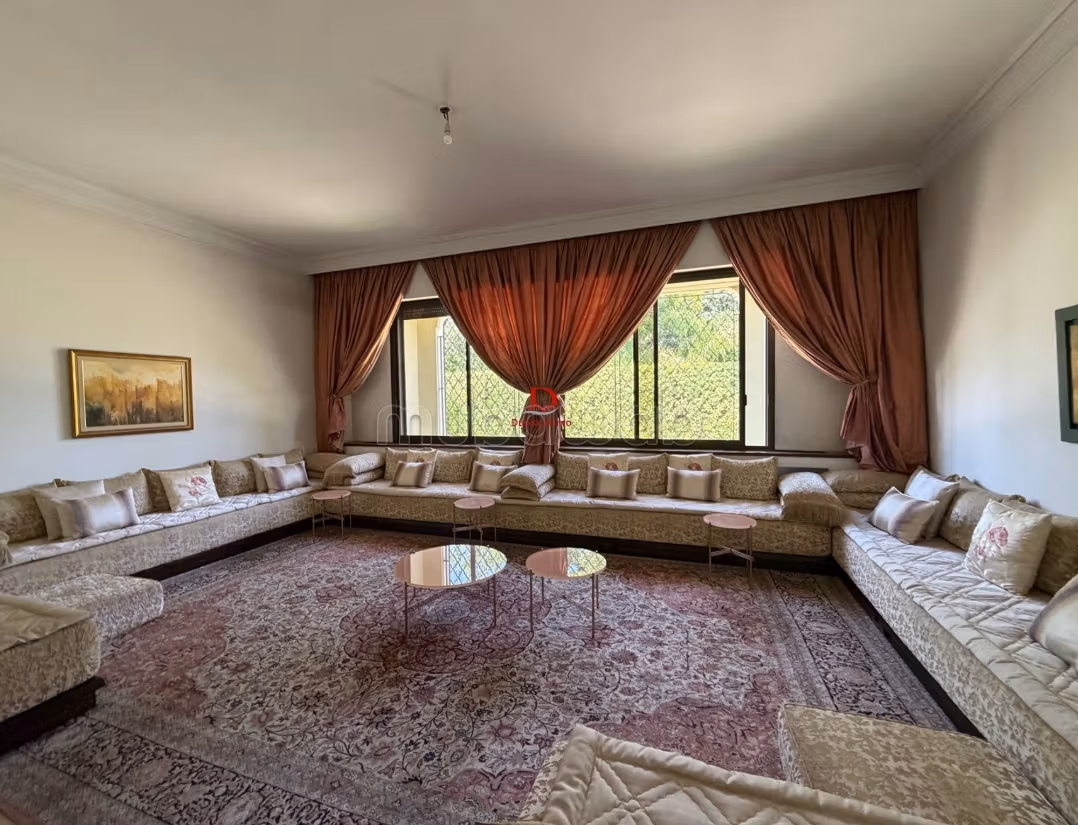 Villa en venta en Bir Qacem Souissi Rabat