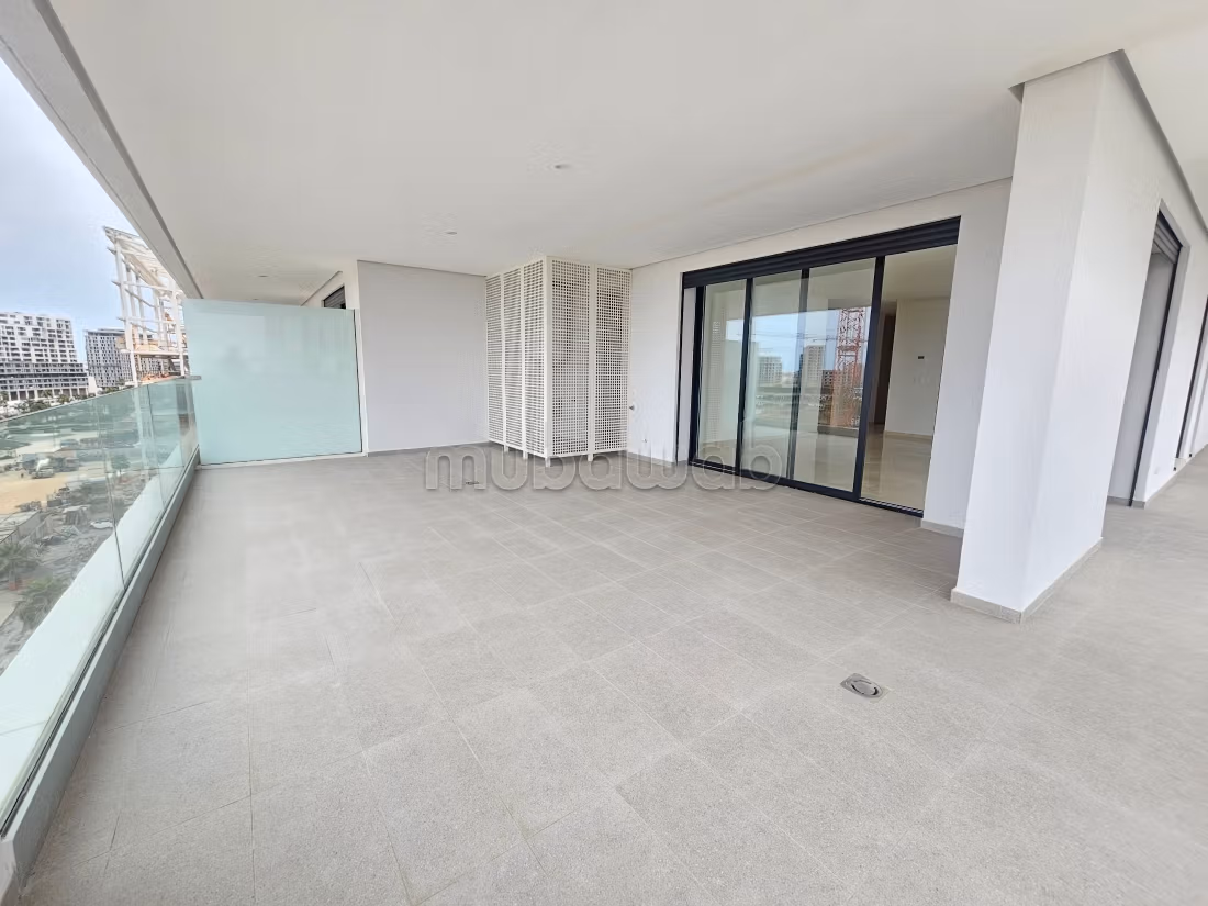 Appartement neuf spacieux avec grande terrasse — 6