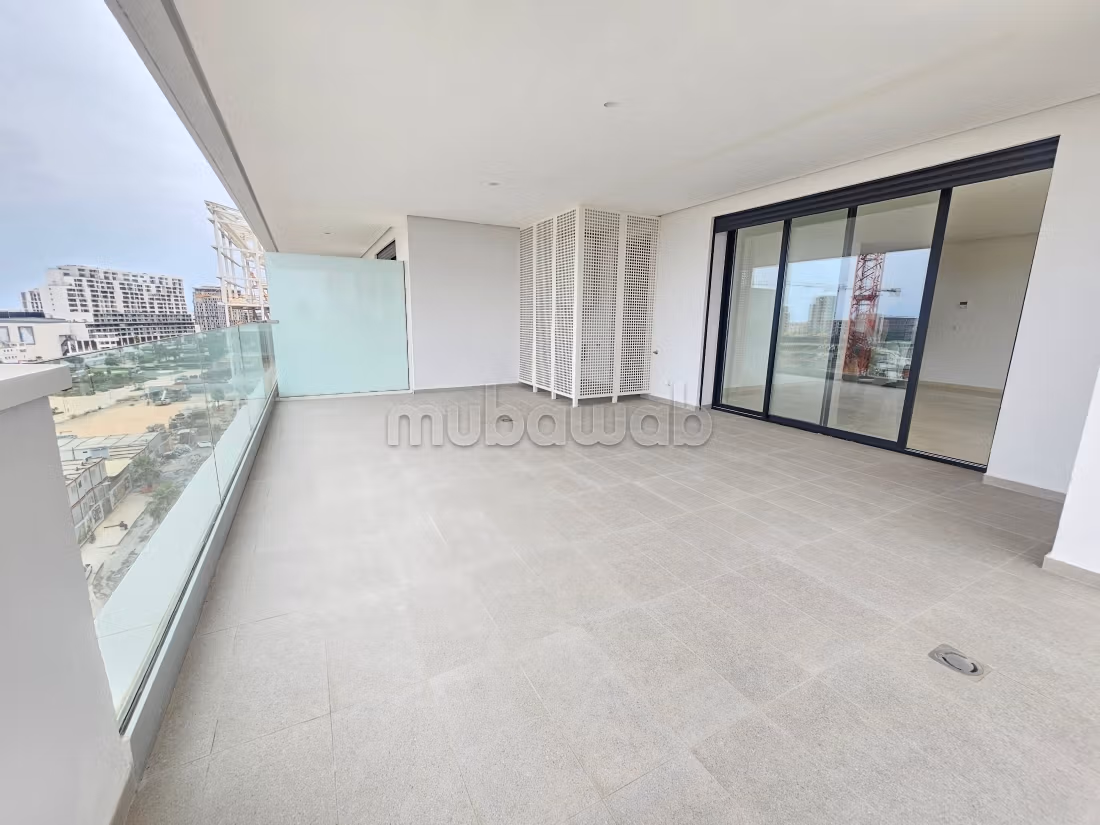 Appartement neuf spacieux avec grande terrasse — 4