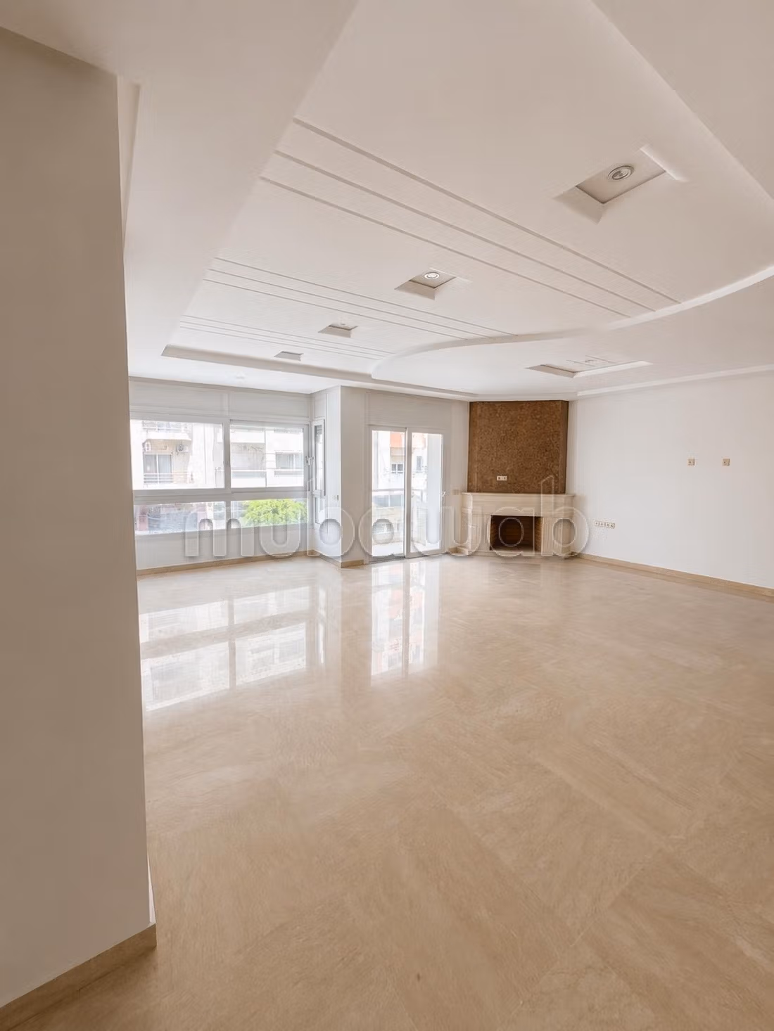 Appartement 280 m² à Bourgogne Ouest — 7