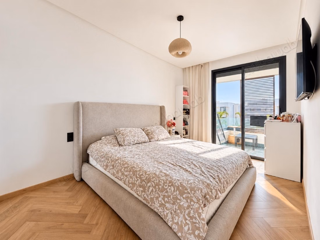 Three-bedroom furnished apartment at Biarritz residence