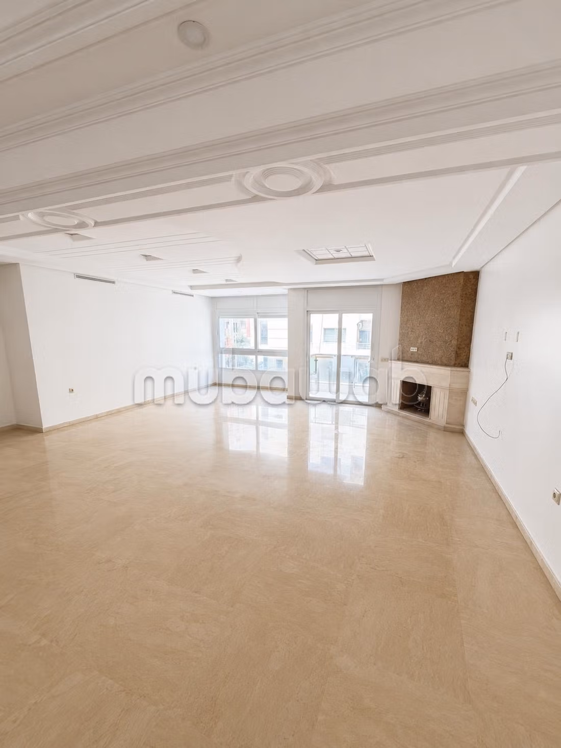 Appartement 280 m² à Bourgogne Ouest — 9