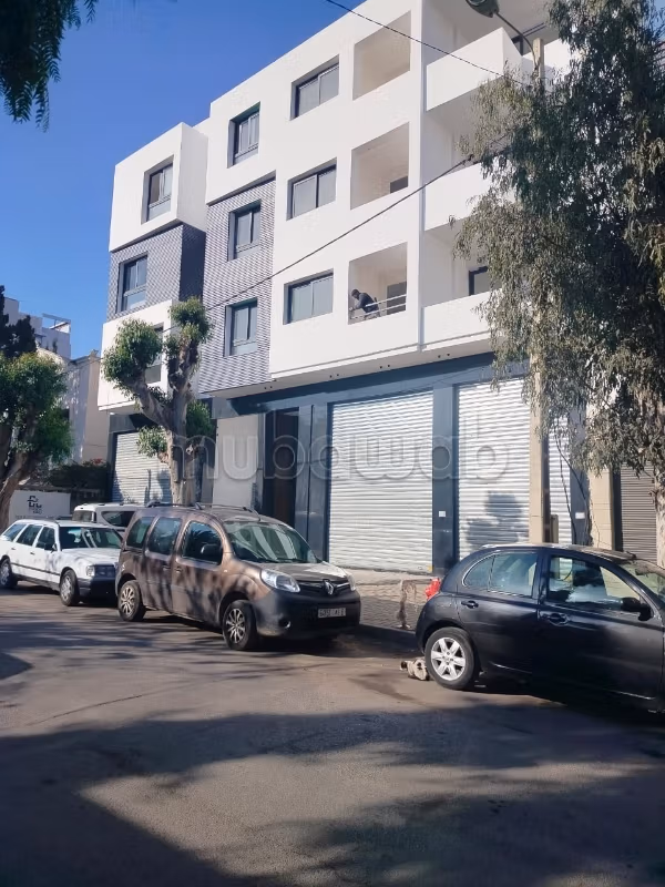 Negozio commerciale premium in vendita – Oasis
