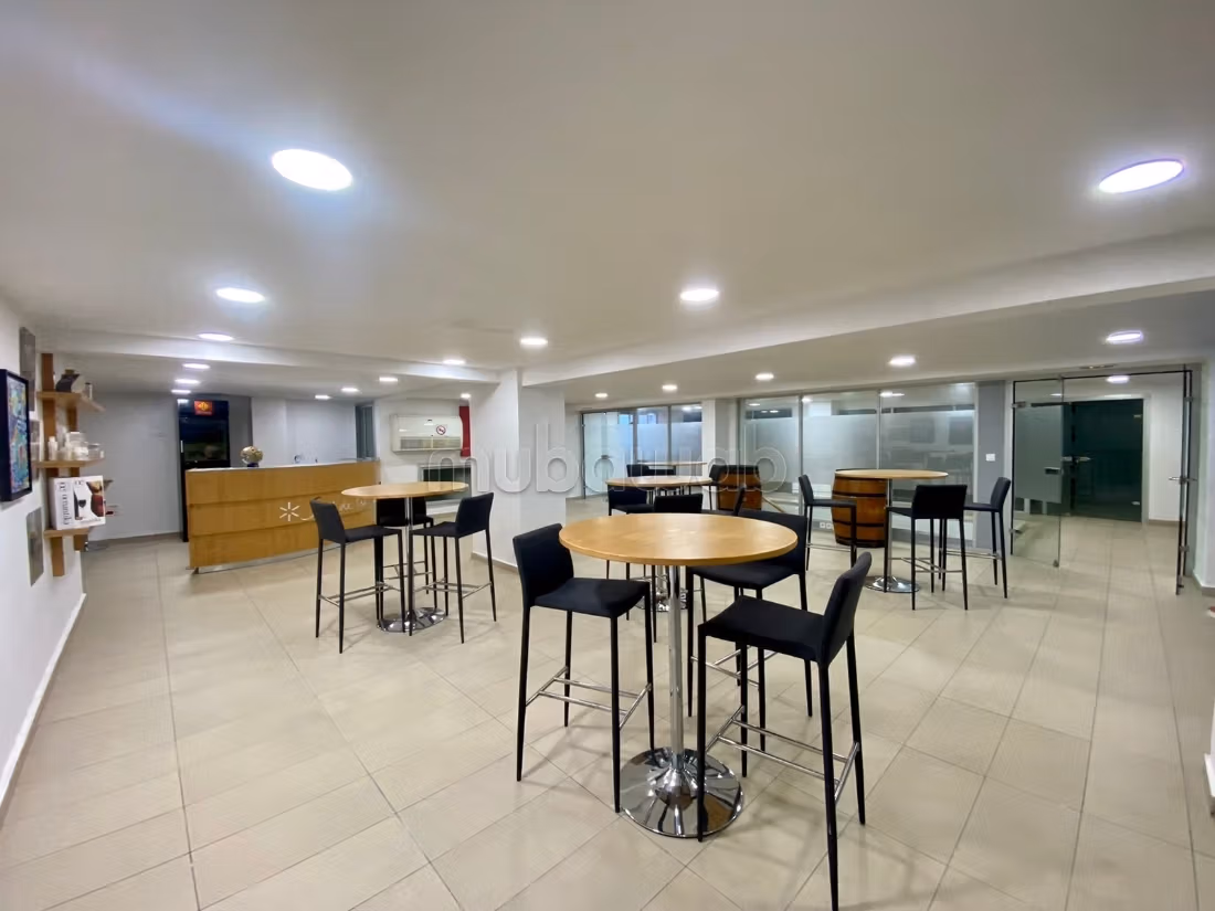 Commercial space / Office 625 m² Maarif Palmier