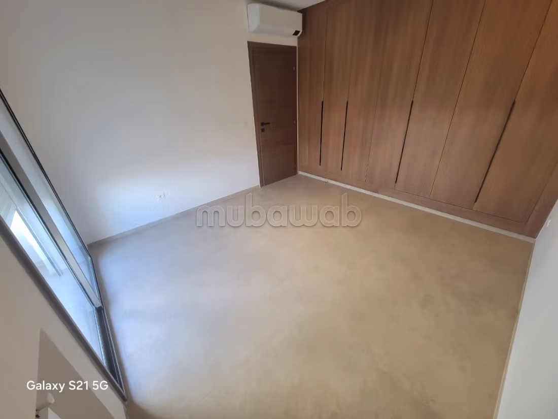 A vendre Un appartement S2 A La soukra chotrana