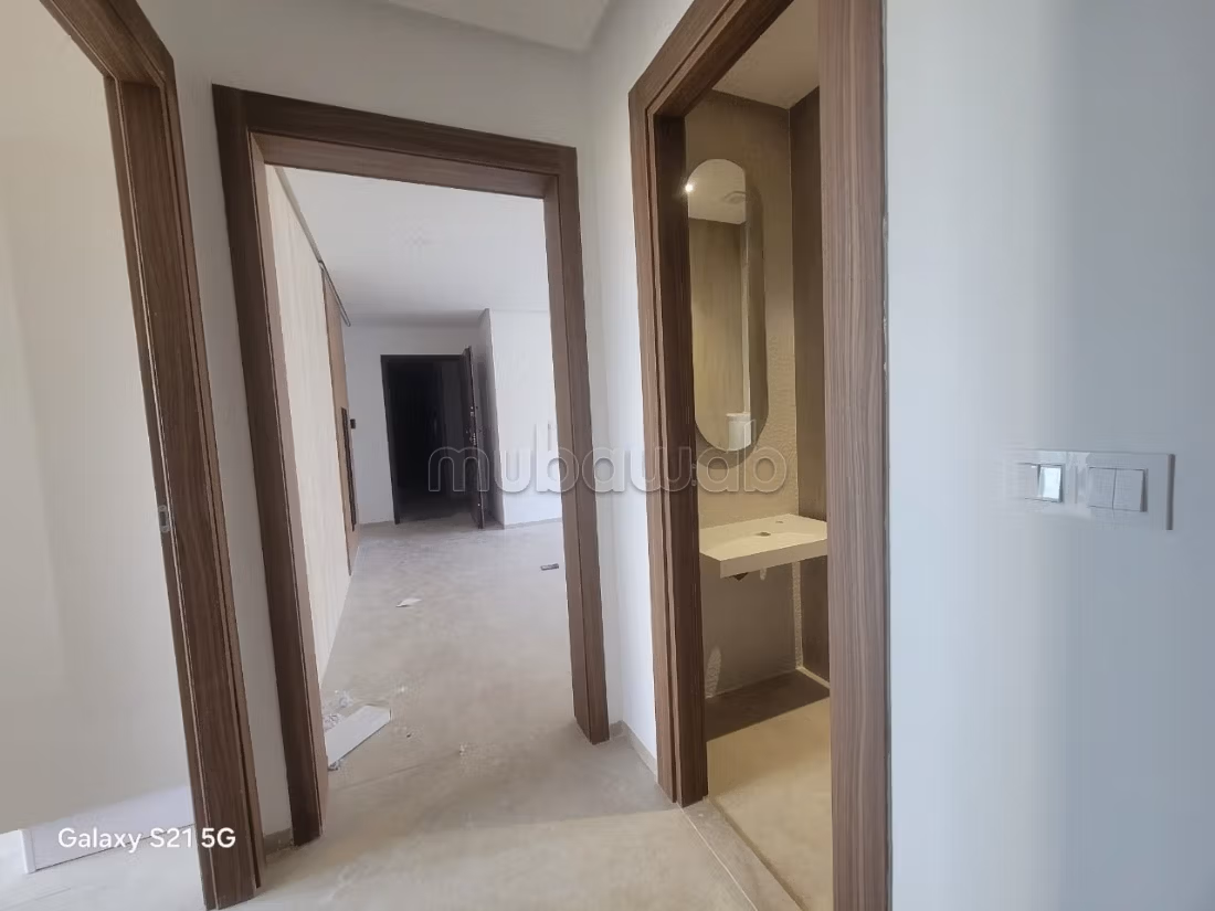 A vendre Un appartement S2 A La soukra chotrana