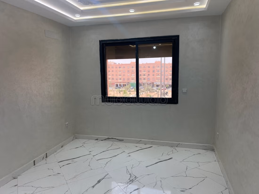 Beautiful apartment for rent on Route de Safi. 3 large rooms. Concierge service available, air conditioning system