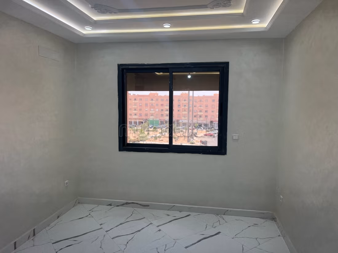 Beautiful apartment for rent on Route de Safi. 3 large rooms. Concierge service available, air conditioning system