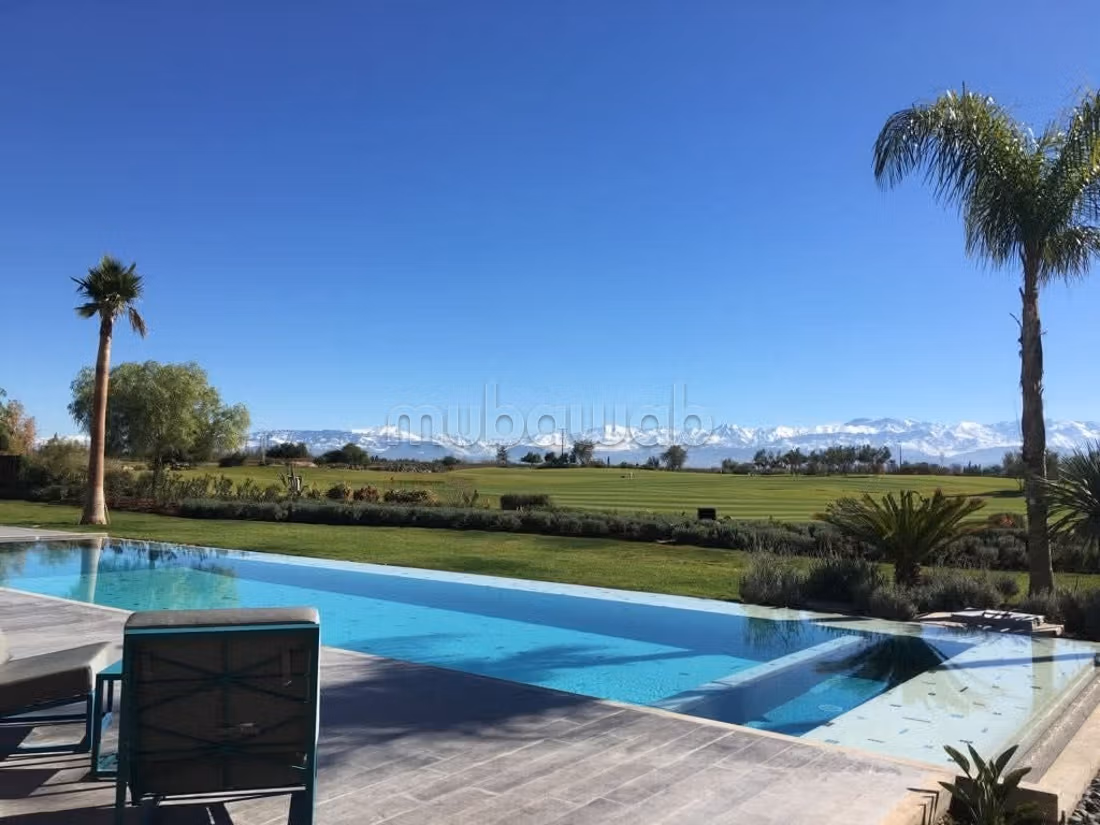 Villa d' exception, front de golf, 927 m2 hab