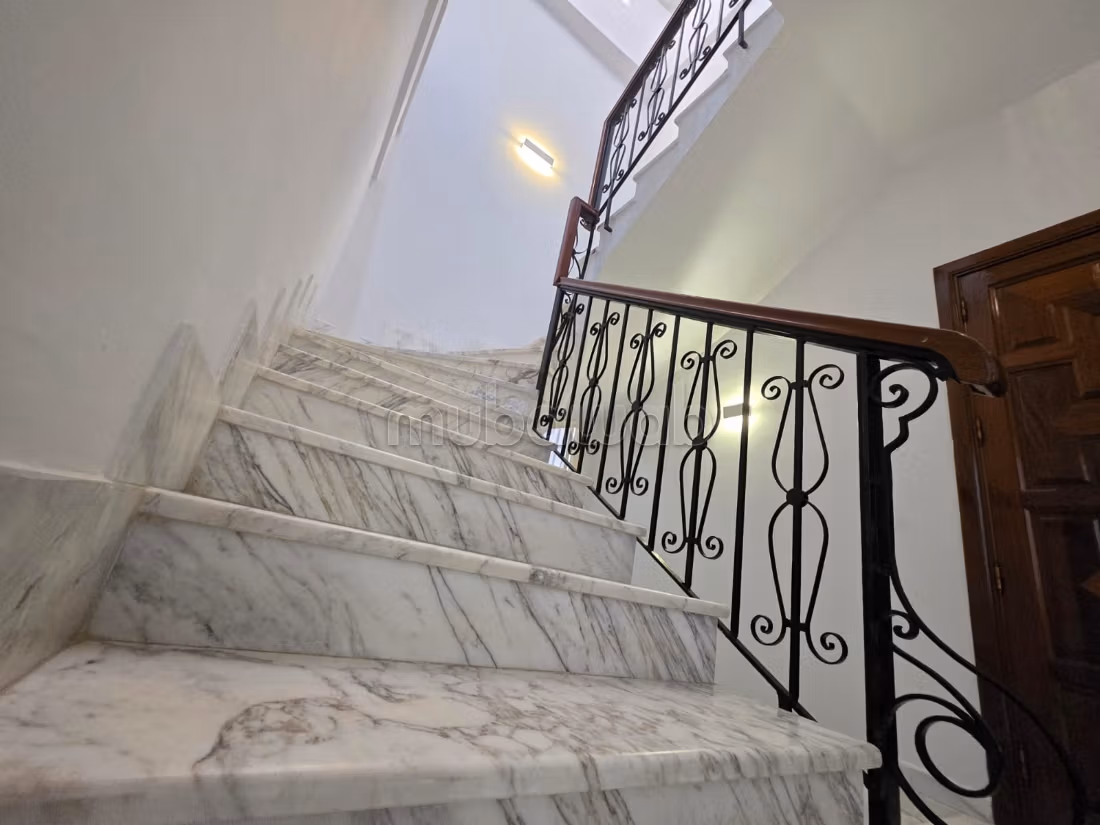 À vendre une villa en S3 à cité ghazala