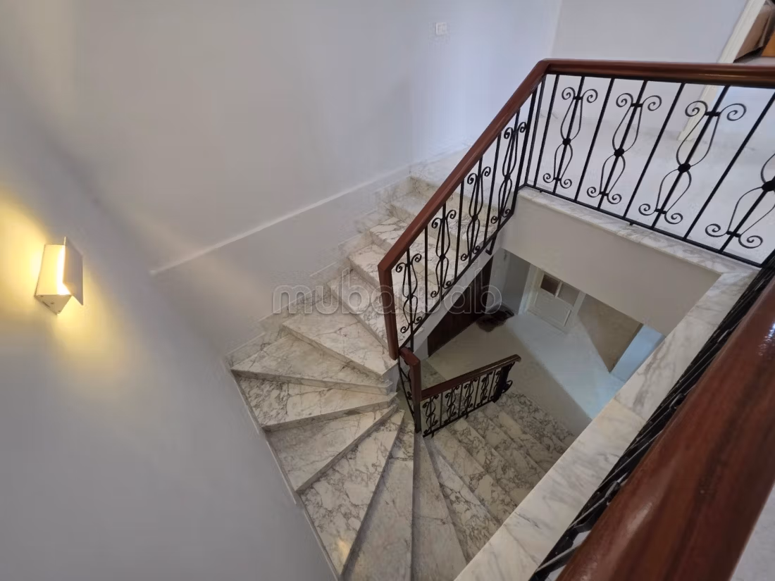 À vendre une villa en S3 à cité ghazala