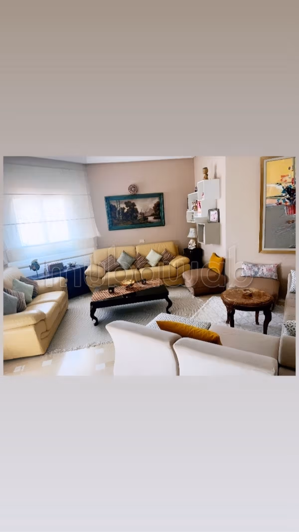 Loxation étage de villa meublée a manar 2