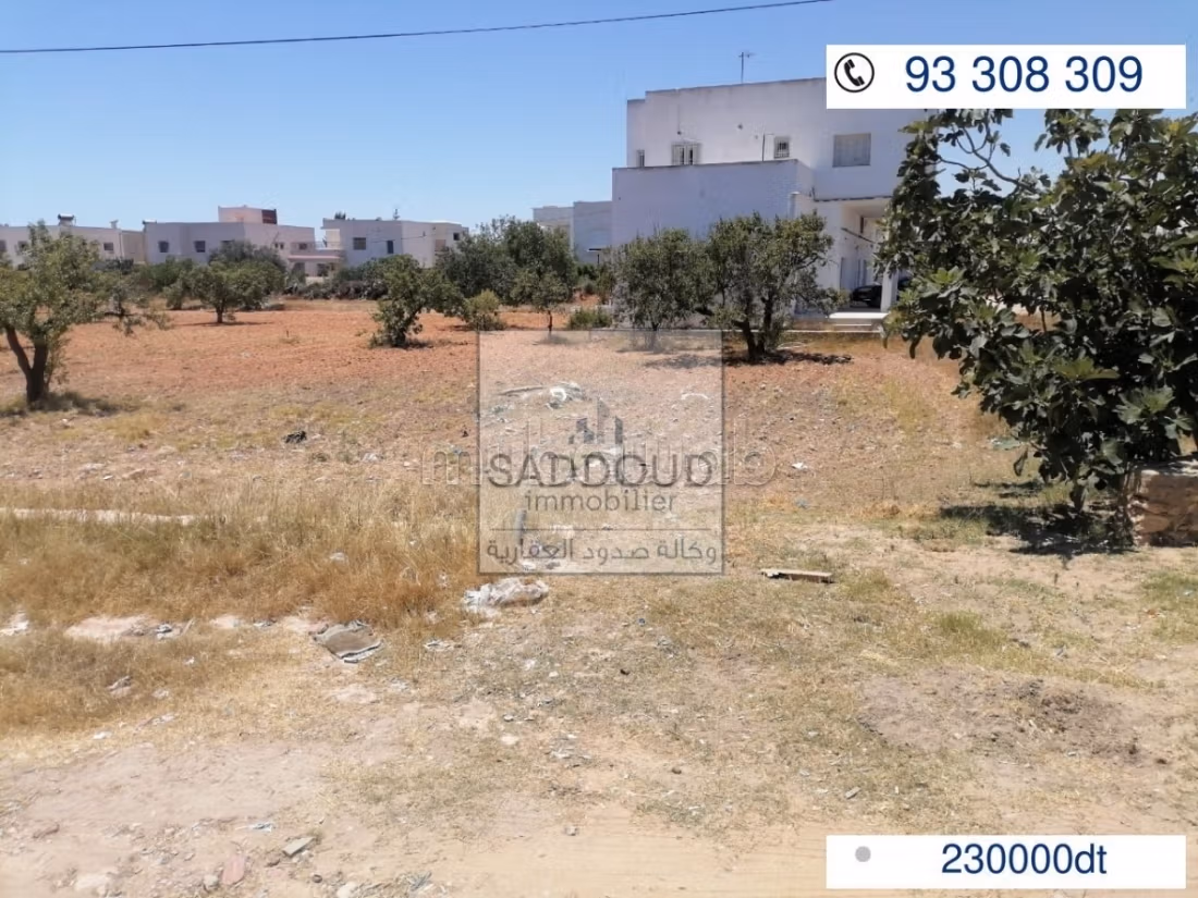 Terrain 660m à vendre – Route Tunis Km 7