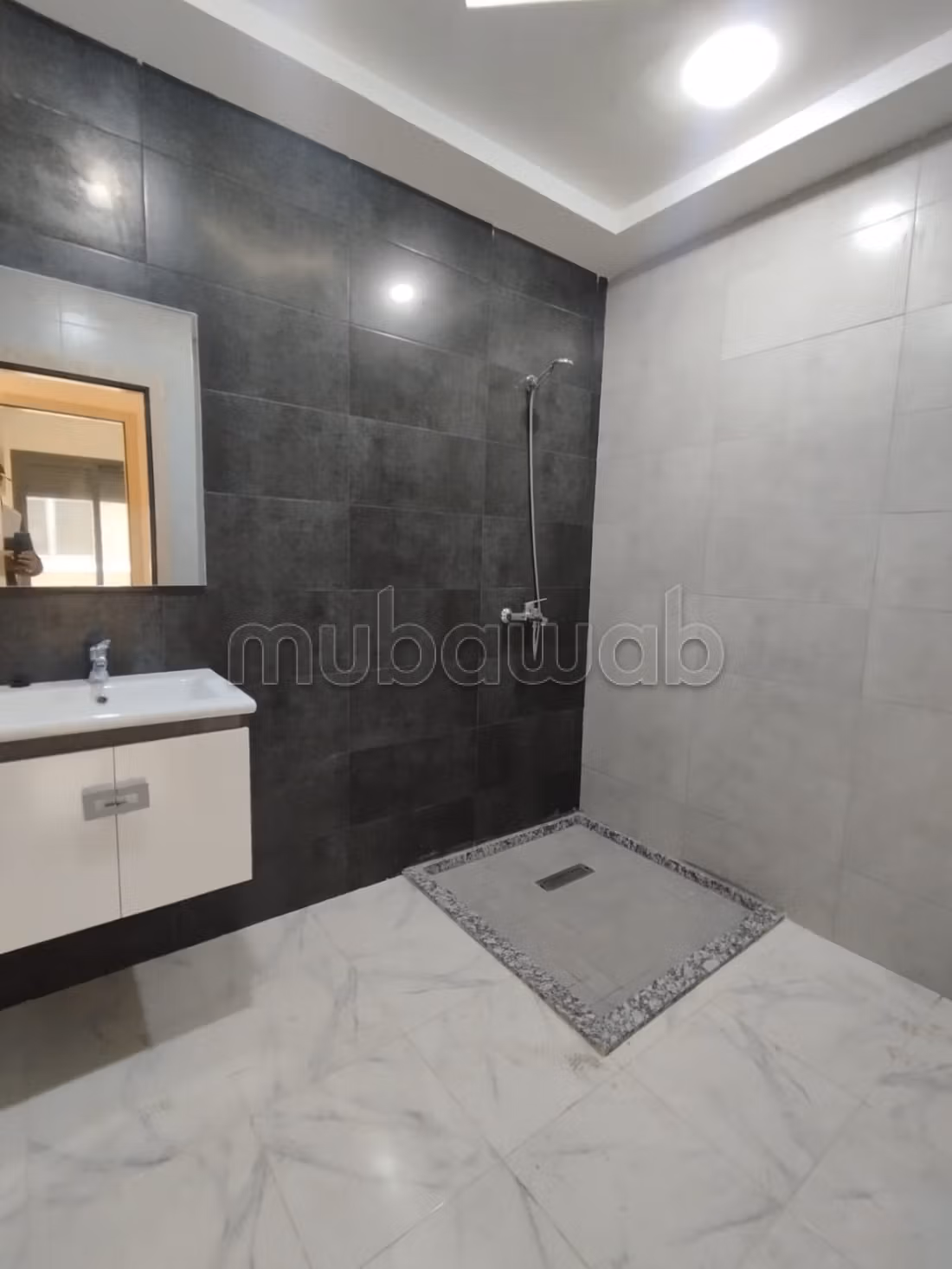 Hermoso apartamento en venta en Martil. 1 parte. Horno