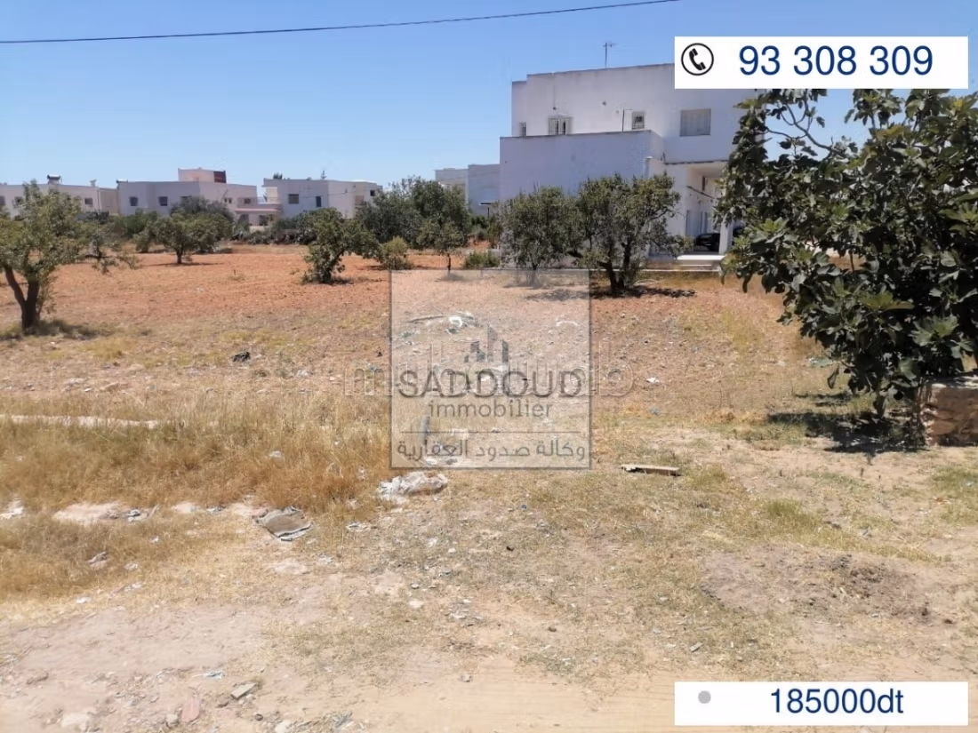 Terrain 737m à vendre – Route Tunis KM 7