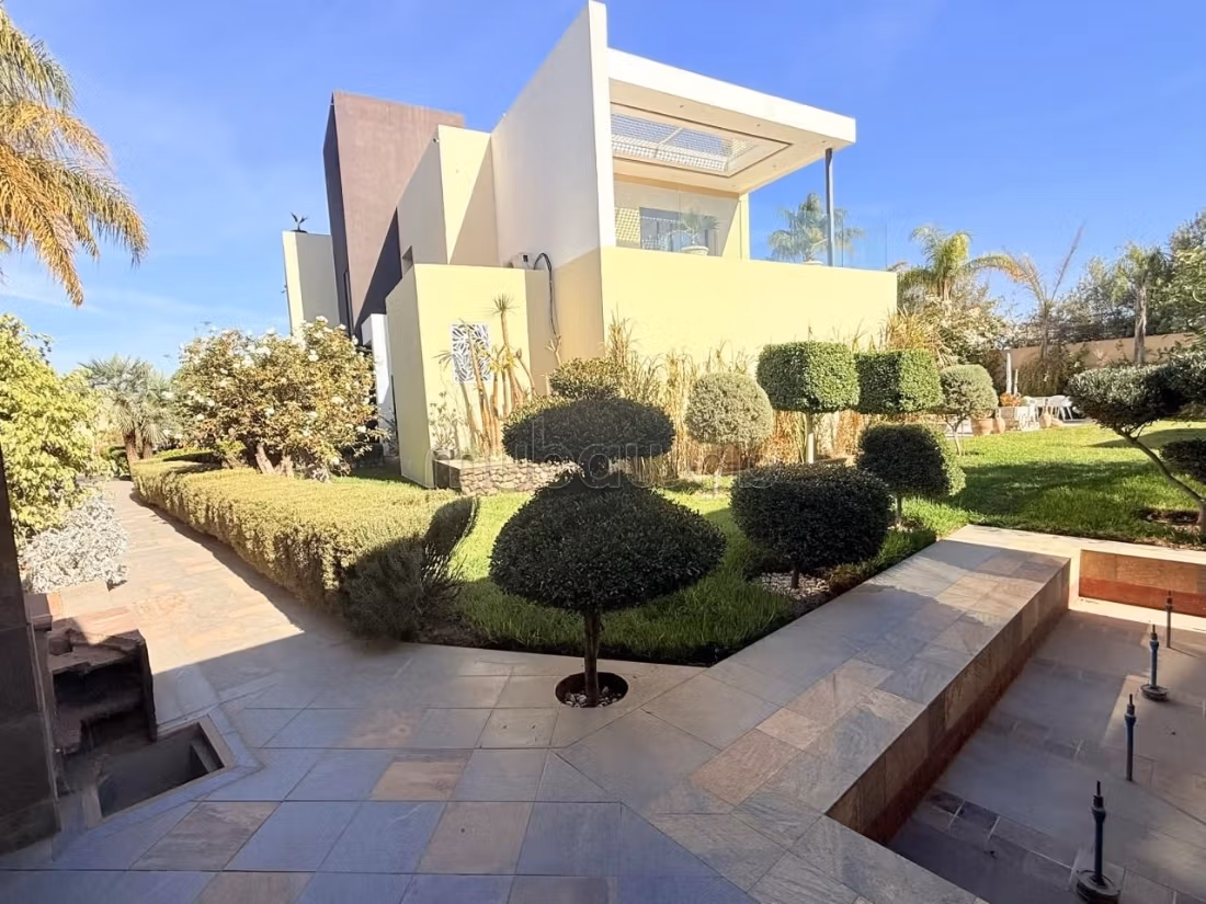 Luxe huis te huur aan de Route de Fez. SUBLET, Goed gemeubileerd
