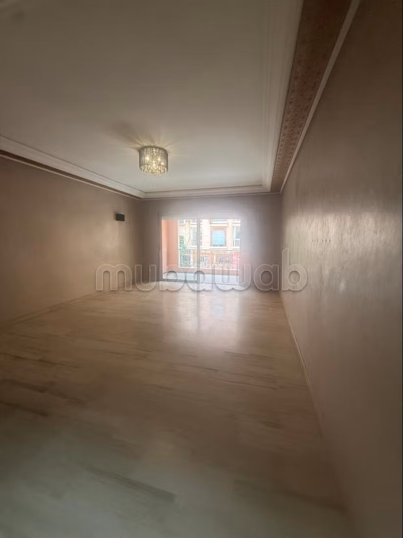 Appartement à louer vide Bv M6 — 4