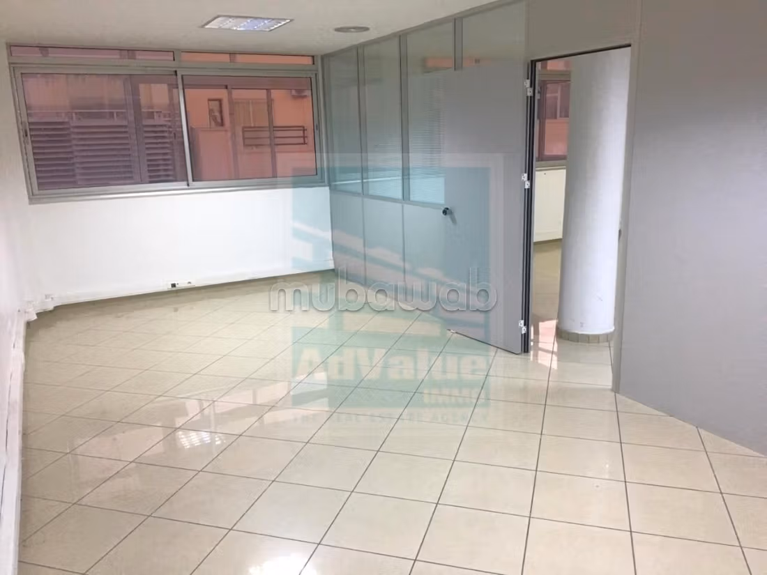 DL. 1026: Ufficio in affitto su Bd El Jadida