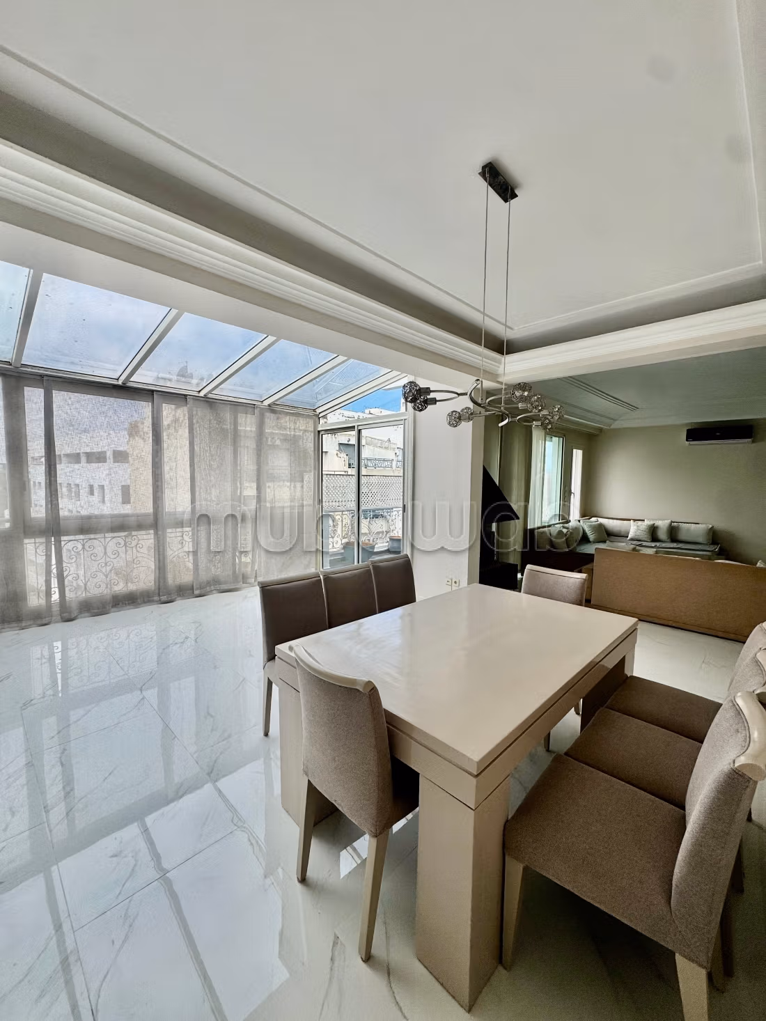 Appartement Meublé d’Exception à Louer – Gauthier