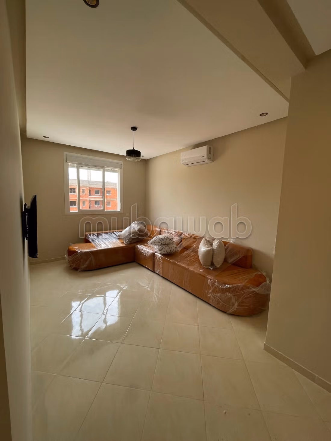 Appartement en location à Route Casablanca. 
2 chambres agréables. 
Bien meublé