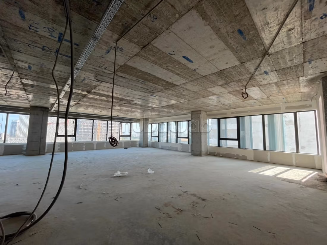 Plateau de bureaux premium de 1.135 m de surface exploitable a la location a CFC