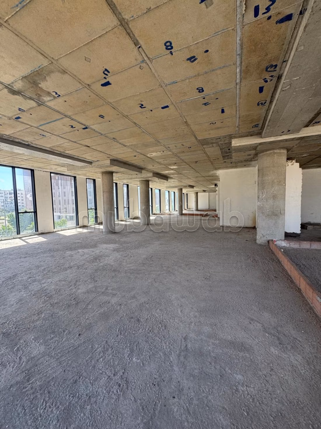 Plateau de bureaux premium de 1.460 m de surface exploitable a la location a CFC