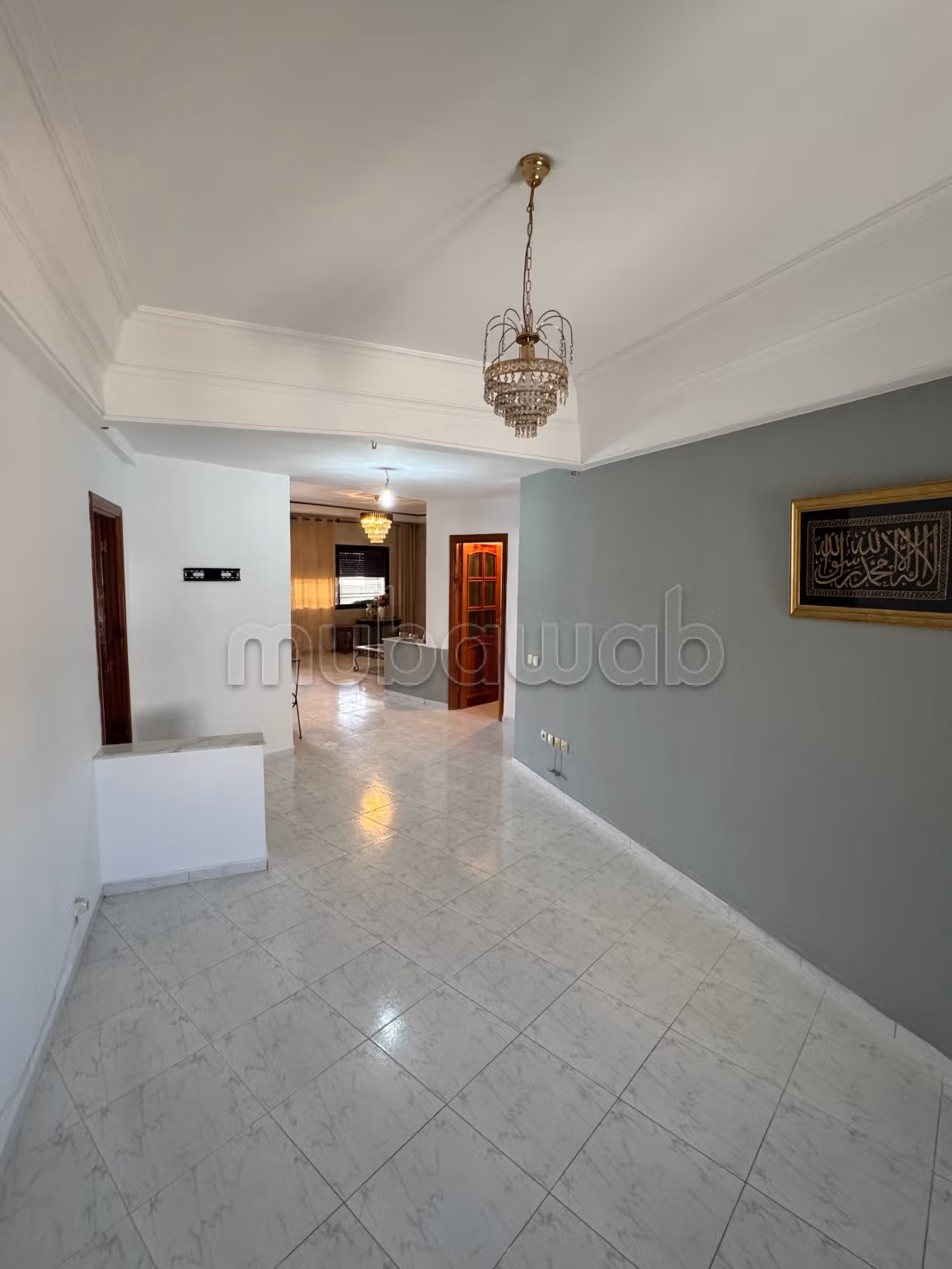 Vend appartement à Hamria. 6 grandes pièces. Environnement calme avec vue montagne, double vitrage