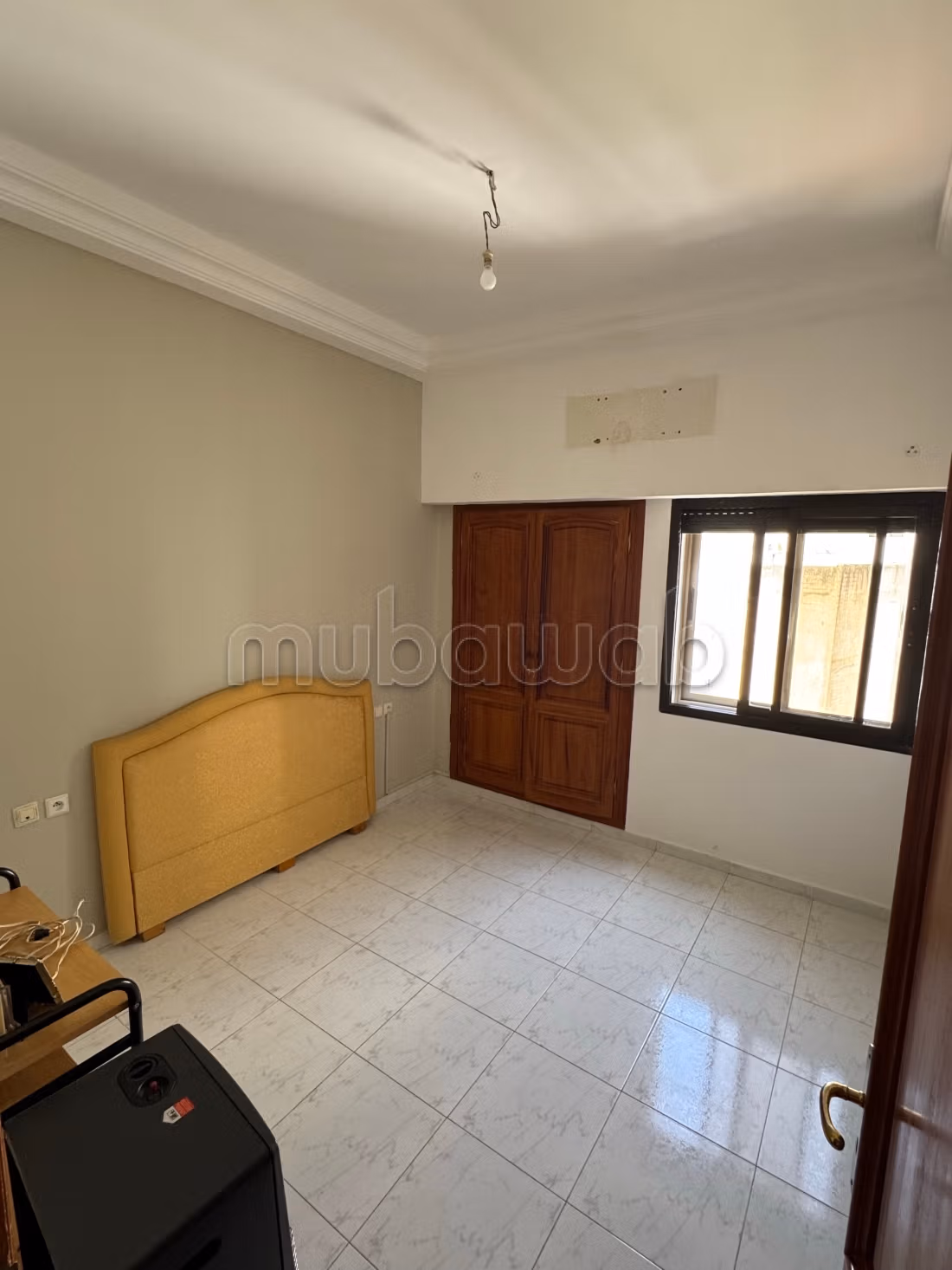 Vend appartement à Hamria. 6 grandes pièces. Environnement calme avec vue montagne, double vitrage