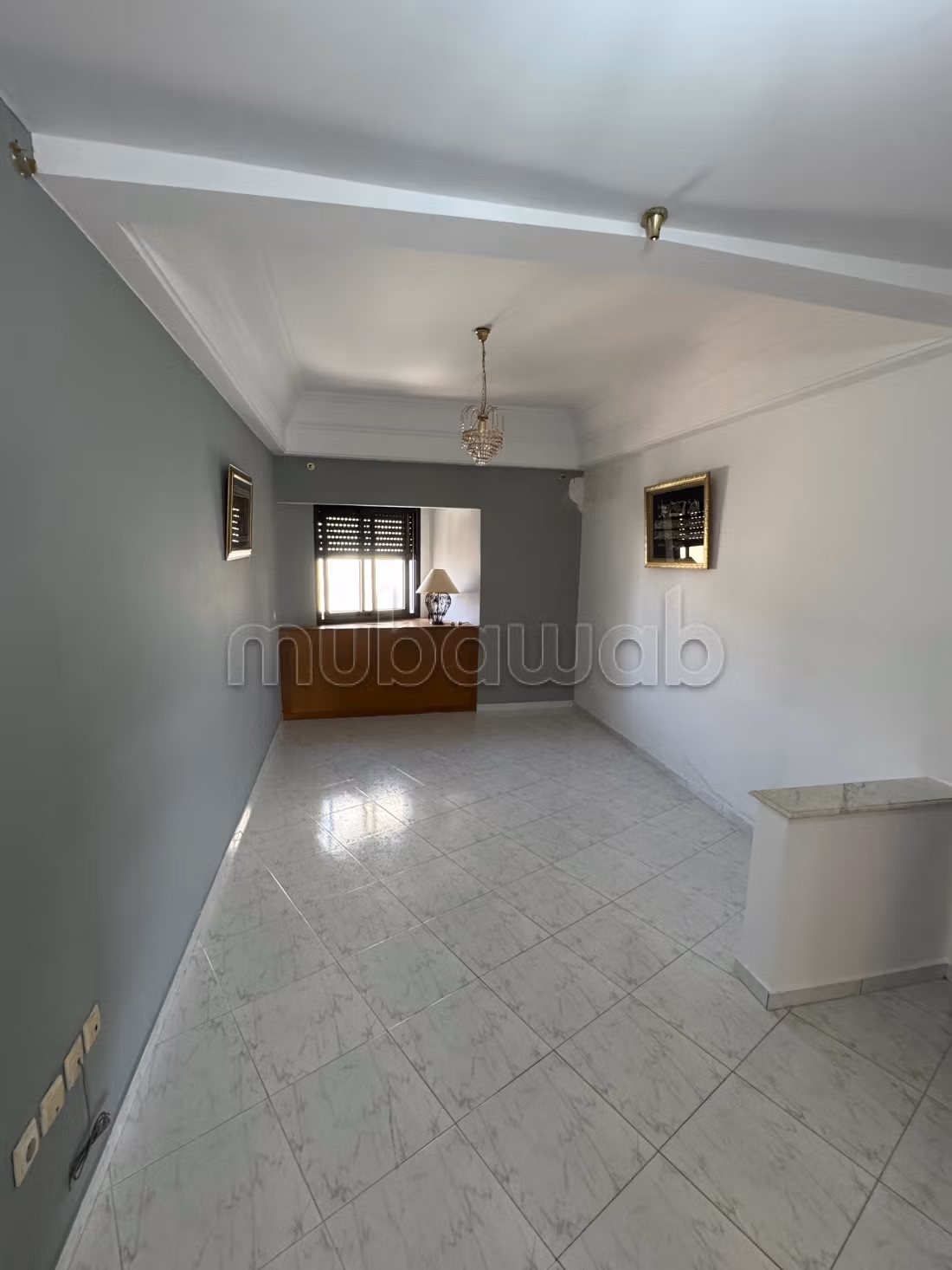 Vend appartement à Hamria. 6 grandes pièces. Environnement calme avec vue montagne, double vitrage