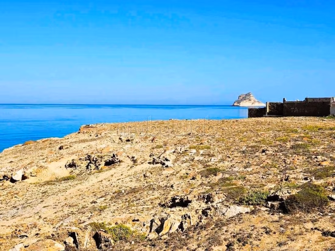 Terreno 140 m² – Aïn Mestir, Rafraf