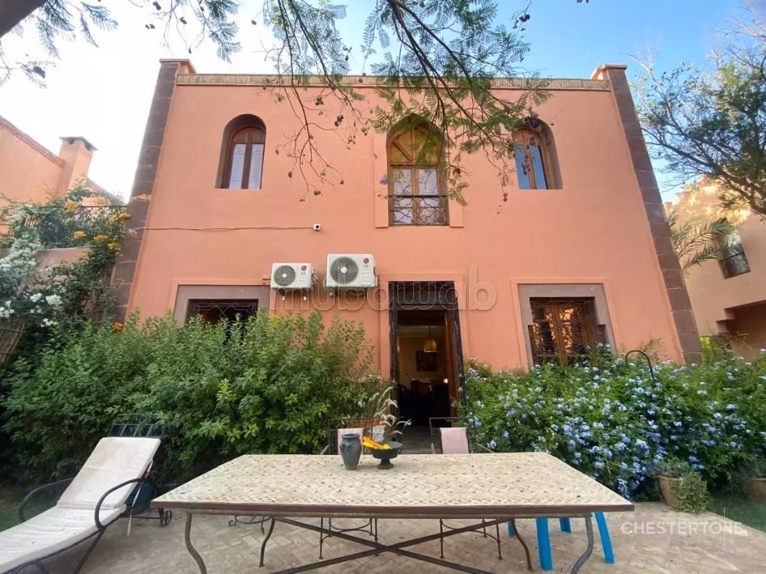 Villa d’exception meublée à vendre – Palmeraie de Marrakech