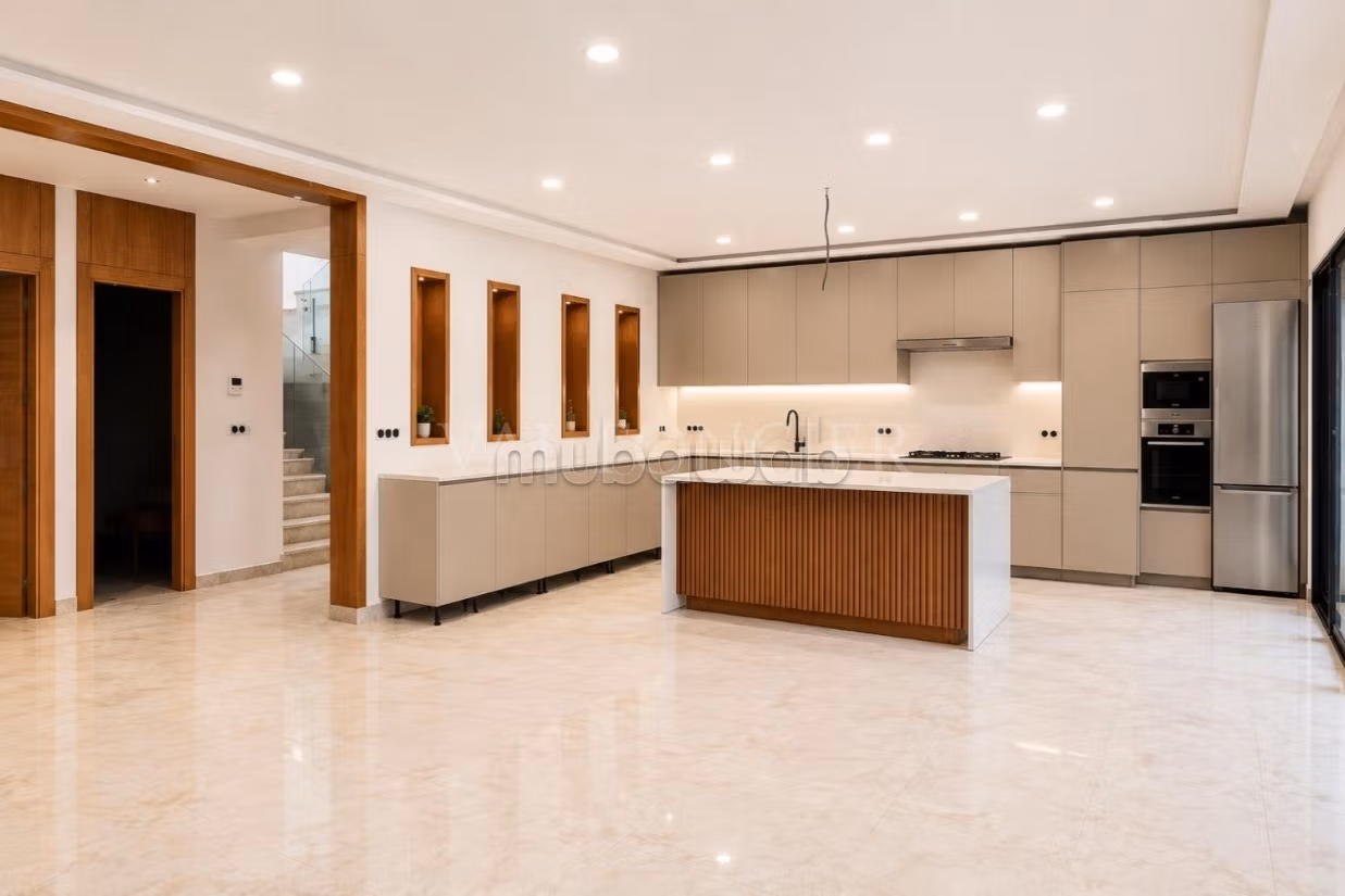 Villa nuova contemporanea in vendita a Dar Bouazza – 4 camere da letto, piscina e terrazza