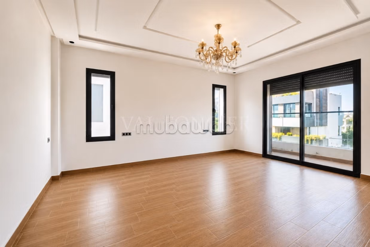 Villa nuova contemporanea in vendita a Dar Bouazza – 4 camere da letto, piscina e terrazza