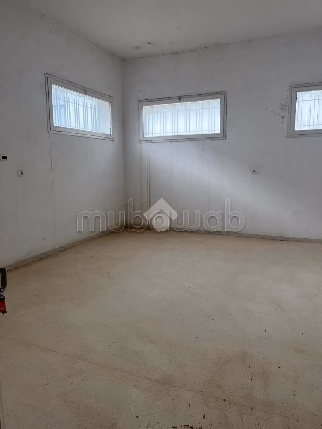Magazzino in affitto