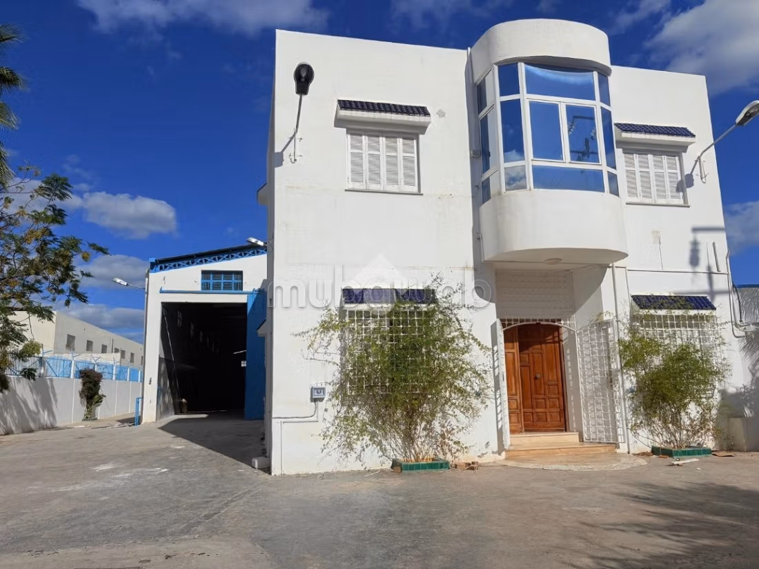 Warehouse for rent
