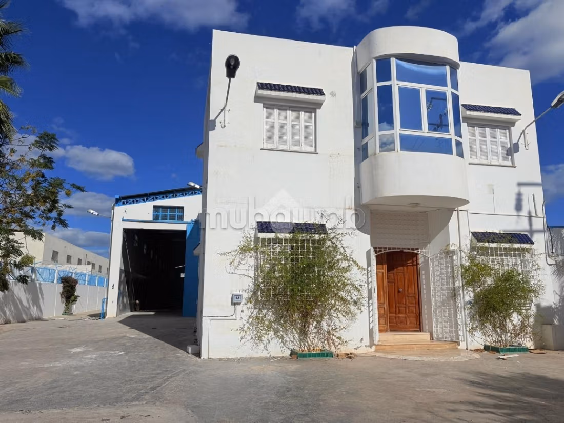 Warehouse for rent