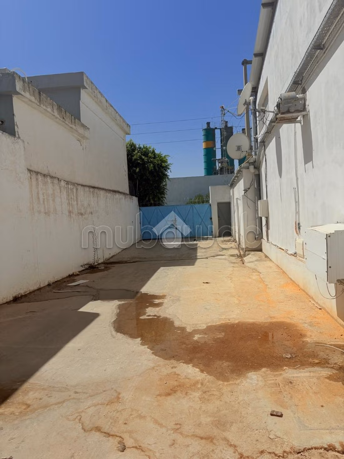 Warehouse for rent