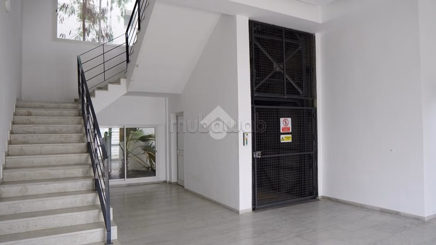 Warehouse for rent