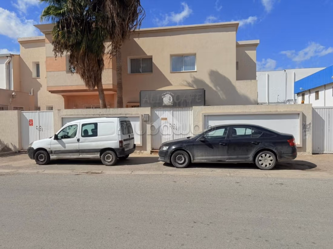 Warehouse for rent
