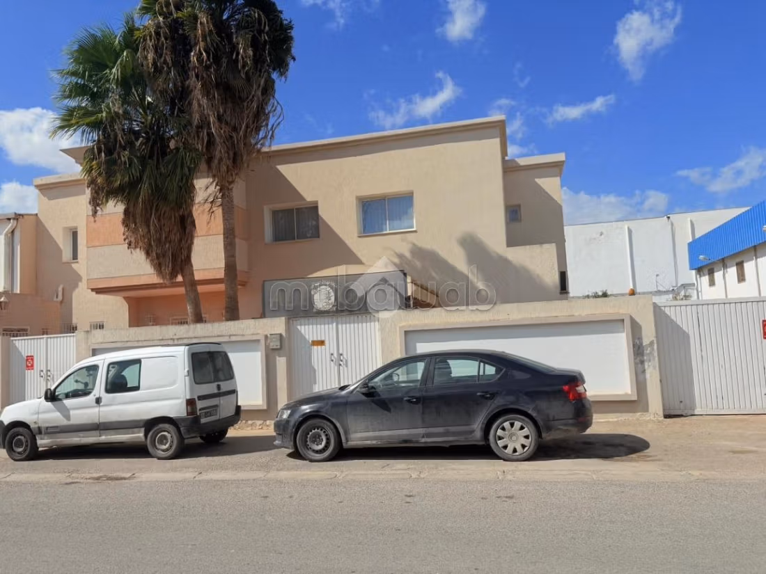 Warehouse for rent
